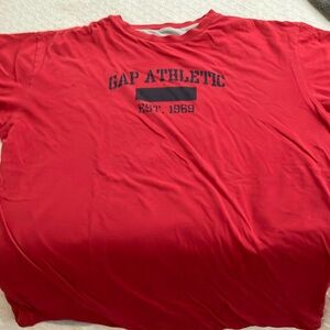 GAP Athletic Red T-Shirt